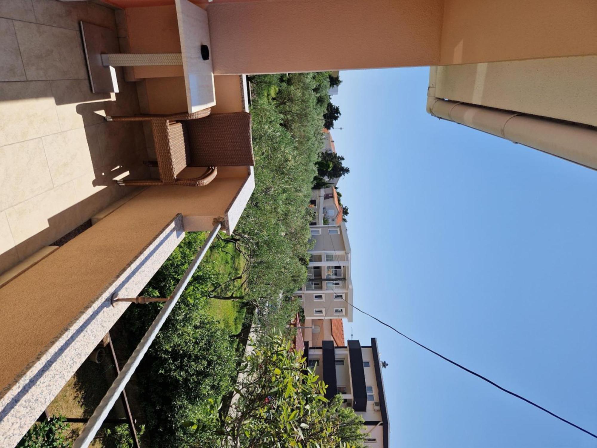 Apartment And Rooms Amenka Novalja Exterior photo
